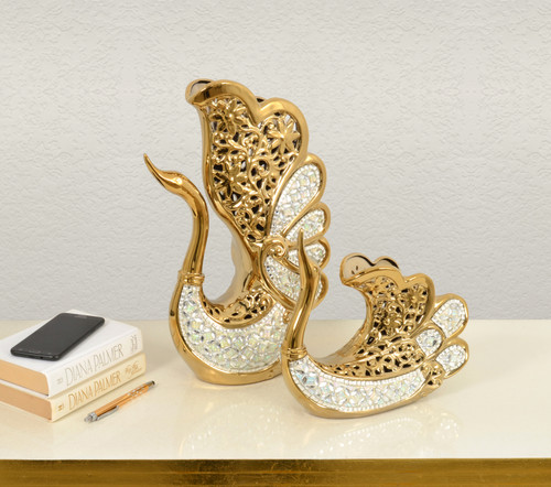 Opalescent Swan Vase    set of 2